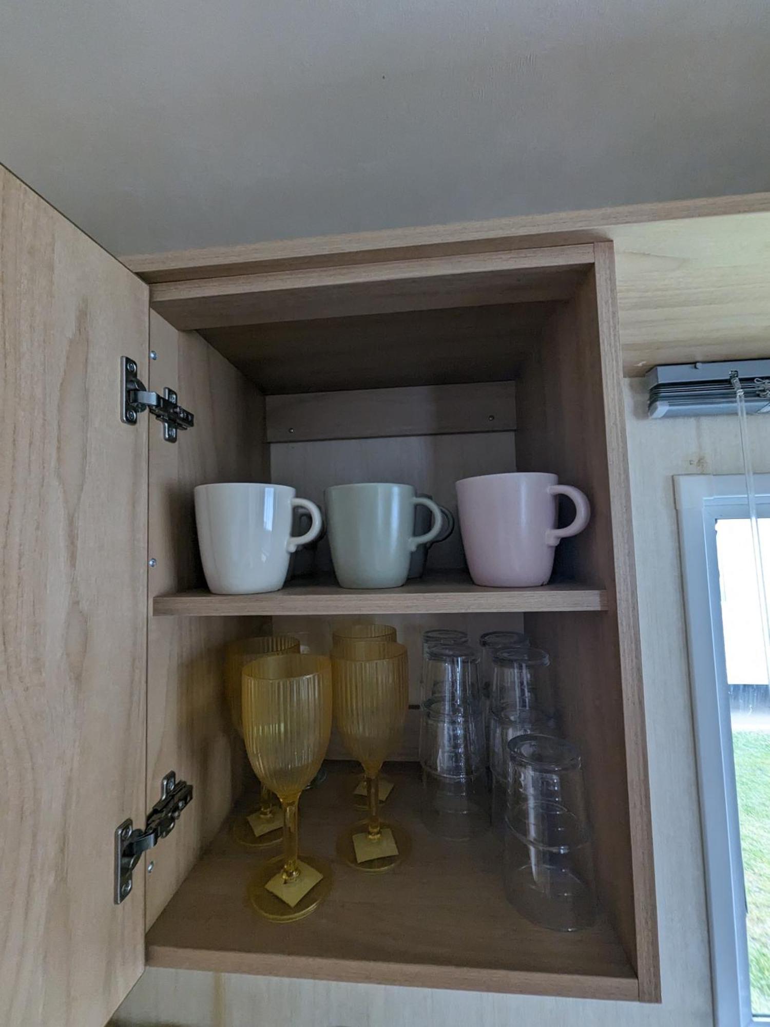 3 Bedroom Caravan, Sleeps 8 Lyons Lido Beach Prestatyn Dış mekan fotoğraf